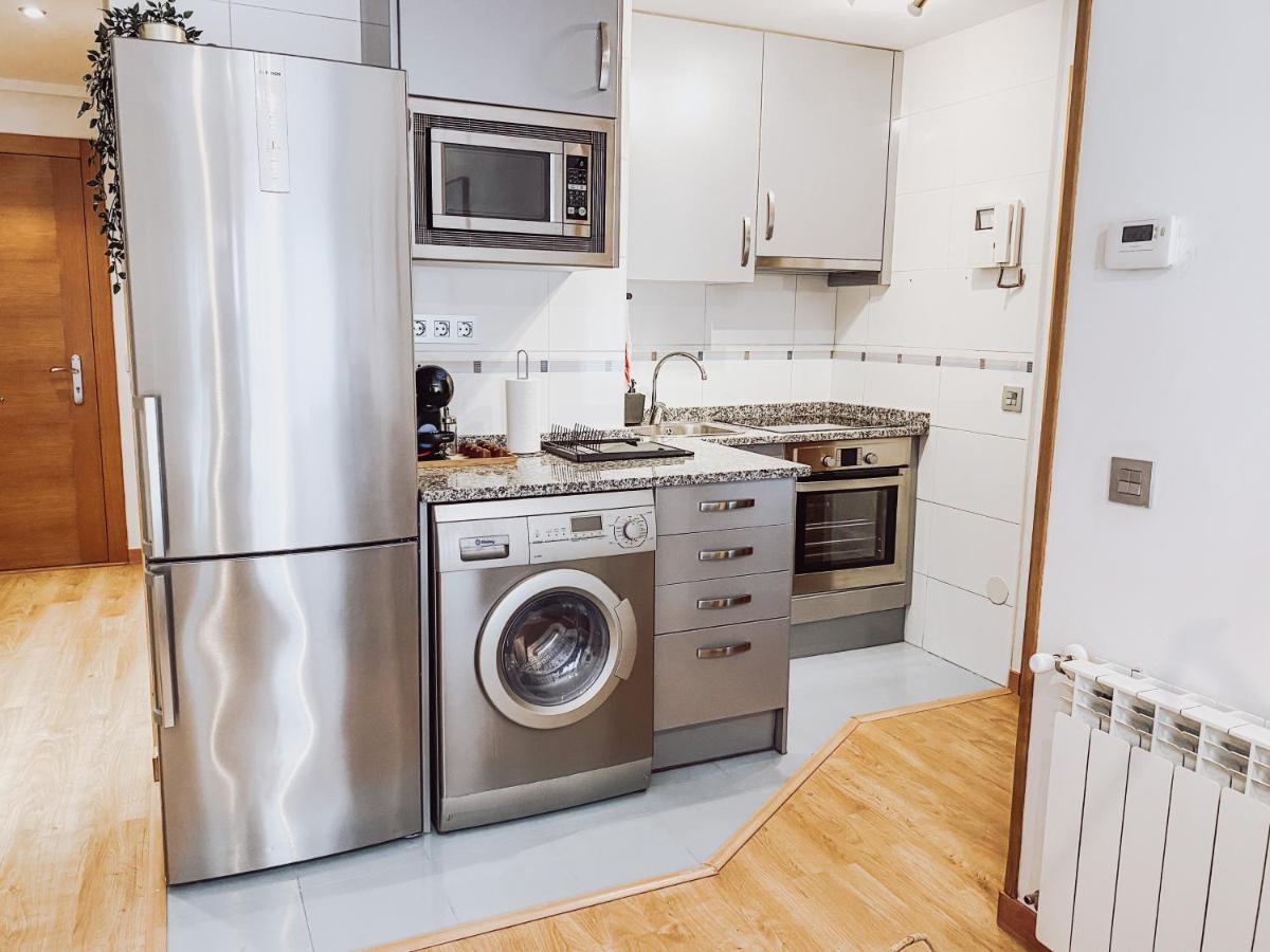 Aires De Montecerrao, Plaza De Garaje Y Wifi Gratis Apartment โอเบียโด ภายนอก รูปภาพ